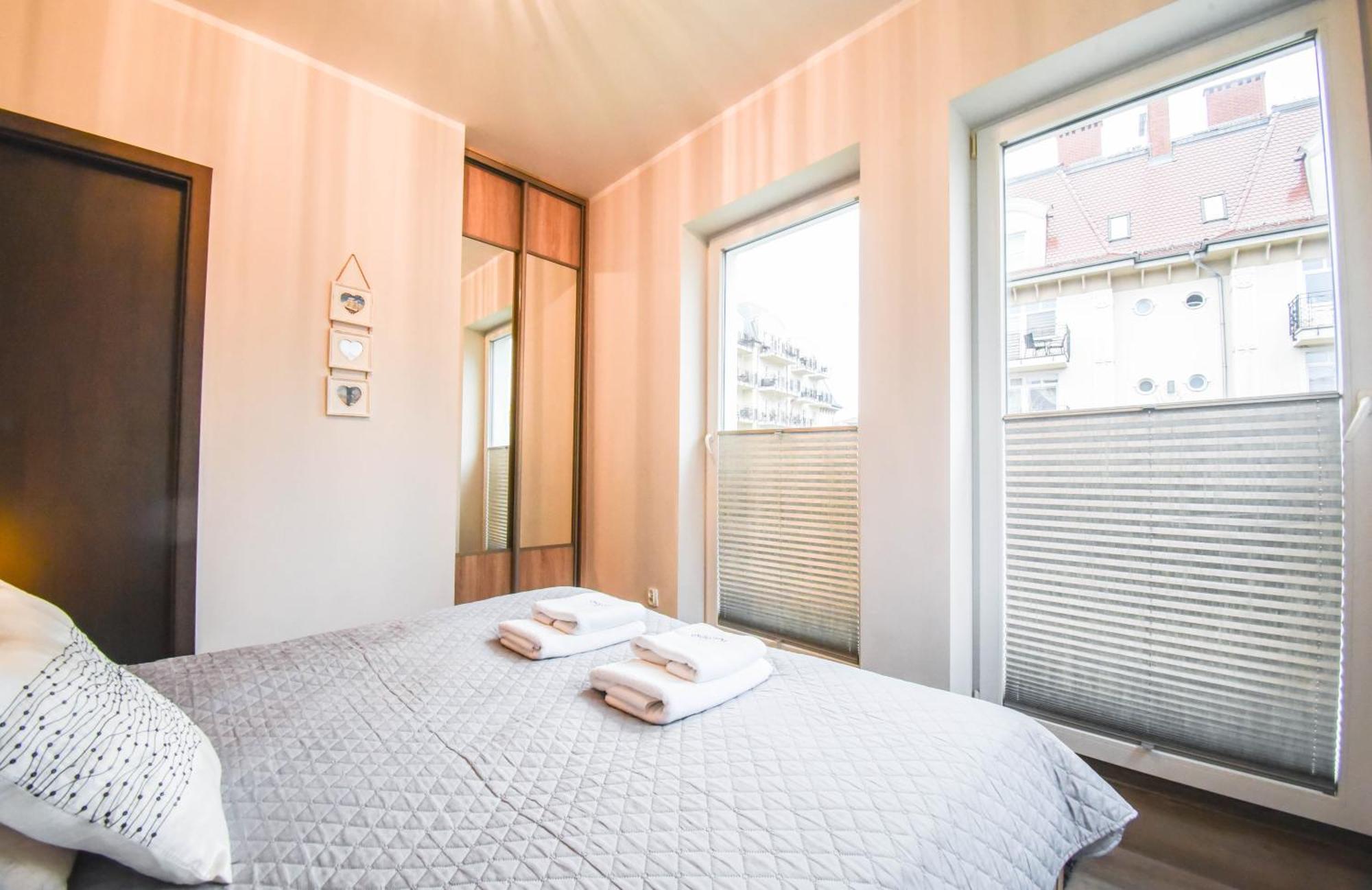 Apartamenty Na Wyspie - Stella Baltic - Parking Świnoujście Exteriör bild